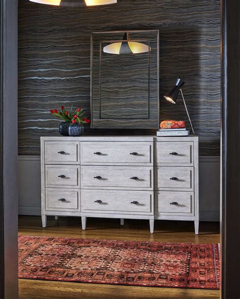 5 Essential Features Of A Universal Furniture Dresser