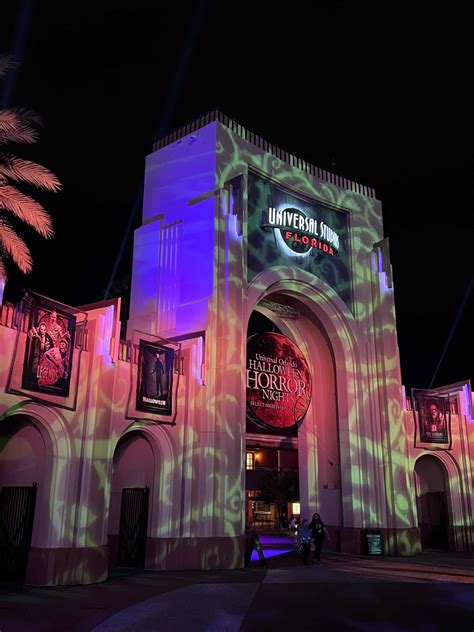 5 Live Views Of Universal Studios Orlando