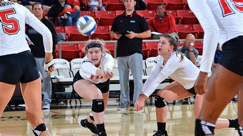 5 Ways Davidson University Dominates Volleyball