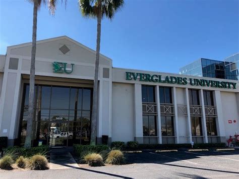 5 Ways Everglades University Tampa Campus Empowers Students