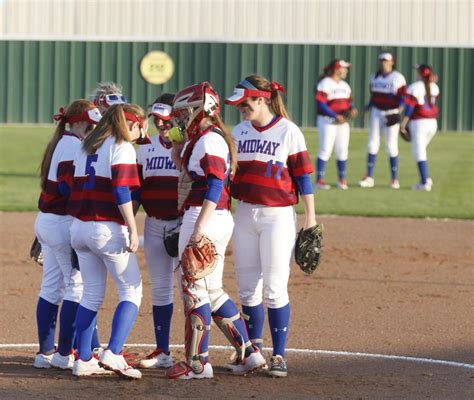 5 Ways Midway University Softball Dominates The Field