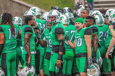 5 Ways To Rep Marshall University Football Gear