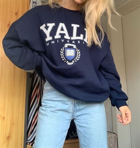 5 Ways To Style A Hoodie For Yale University Fashion