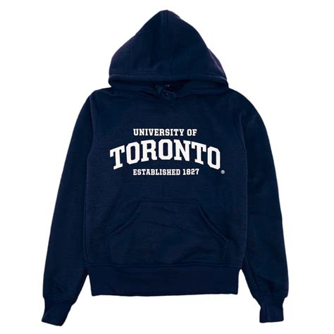 5 Ways To Style A University Of Toronto Hoodie