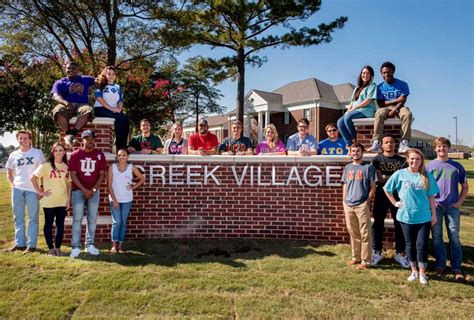 5 Ways To Thrive In Arkansas State University Greek Life