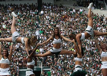 6 Ways Msu Cheer Squad Pumps Up The Crowd