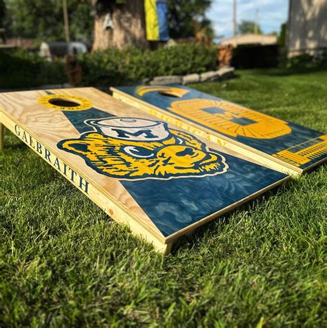 6 Ways U Of M Fans Master Cornhole