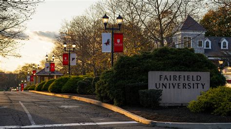 7 Ways Fairfield University Makes Study Abroad Unforgettable