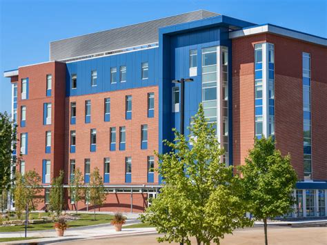 Aurora University On-Campus Housing Options And Benefits