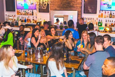 Bar University City: Nightlife Hub For Students