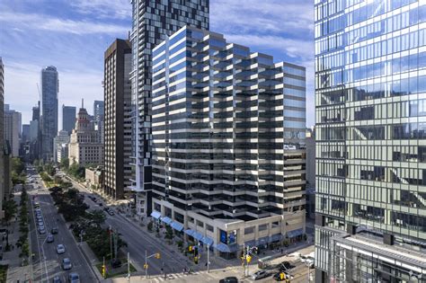 Discover 352 University Avenue: The Ultimate Toronto Destination