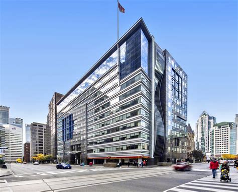 Discover 500 University Avenue: Torontos Hub For Innovation