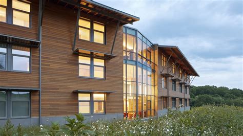 Exploring Eden Hall: Chatham Universitys Sustainable Gem