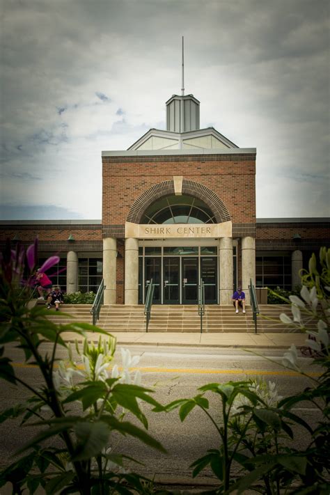 Exploring Illinois Wesleyan Universitys Shirk Center