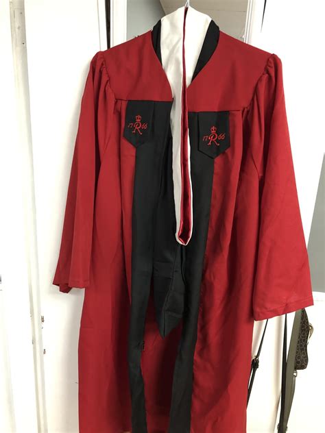 Rutgers University Cap And Gown: A Symbol Of Pride