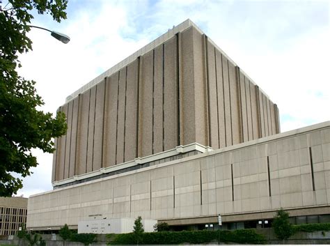 Scott Hall At Wayne State University: A Historic Landmark