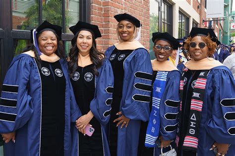 Simmons University Commencement 2024: Celebrating Graduates Success