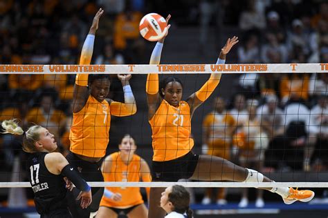 Tennessee Chattanooga Volleyball Team Info