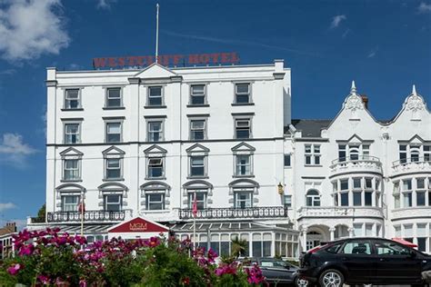 Top 5 Hotels Near Westcliff University