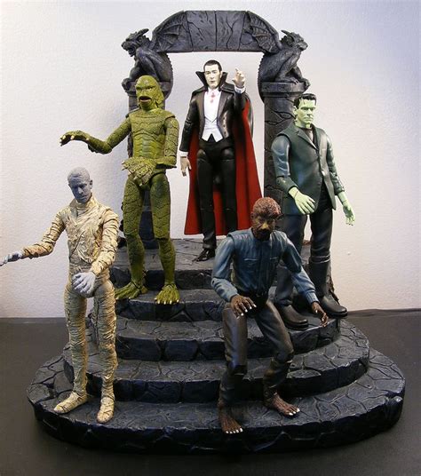 Universal Studios Monsters Collectibles: A Spooky Treasure Trove