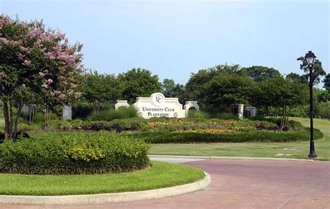 University Club Plantation Community And Homes Overview