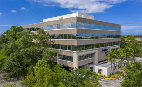 University Drive Office Spaces In Plantation, Fl 33324