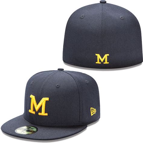 University Of Michigan Fitted Hat Buying Guide