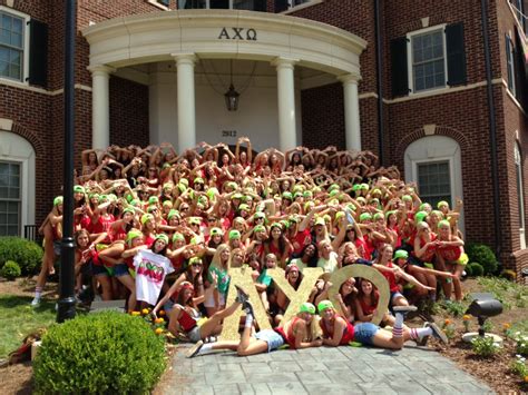 University Of Tennessee Alpha Chi Omega: Volunteer Sisters Unite